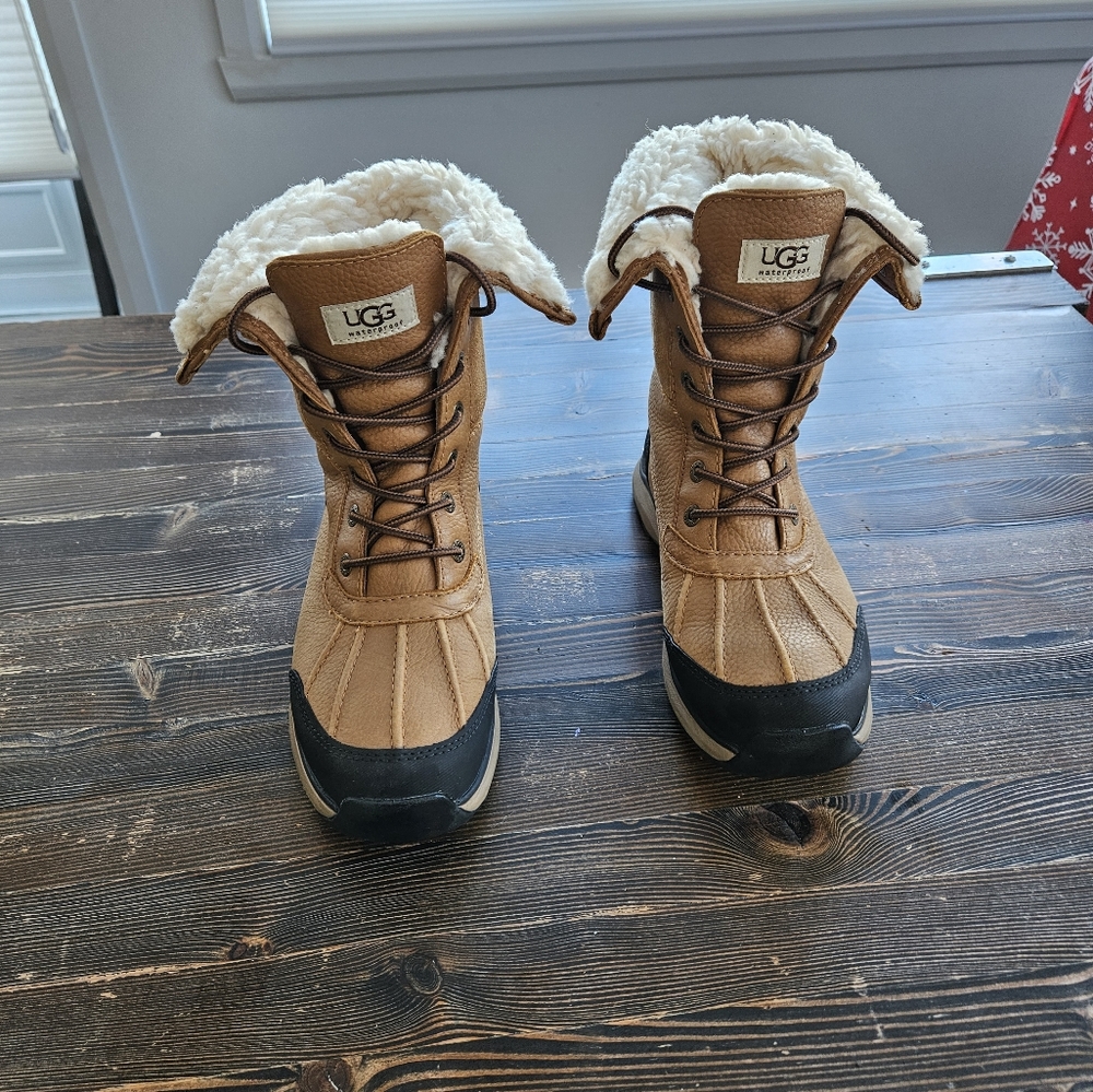 Adirondack III Boot Women-Size 7.5